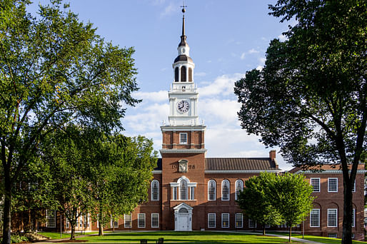 Baker Library at Dartmouth College. Image courtesy Billy Wilson via Flickr (CC BY-NC 2.0) 