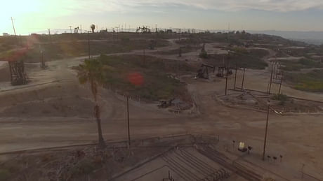 The project questions the contemporary status of the post oil in architecture. It is context oriented, in this case Inglewood oil fields , Los Angeles which has 100 years of geopolitics embedded in the underground extraction of oil processes