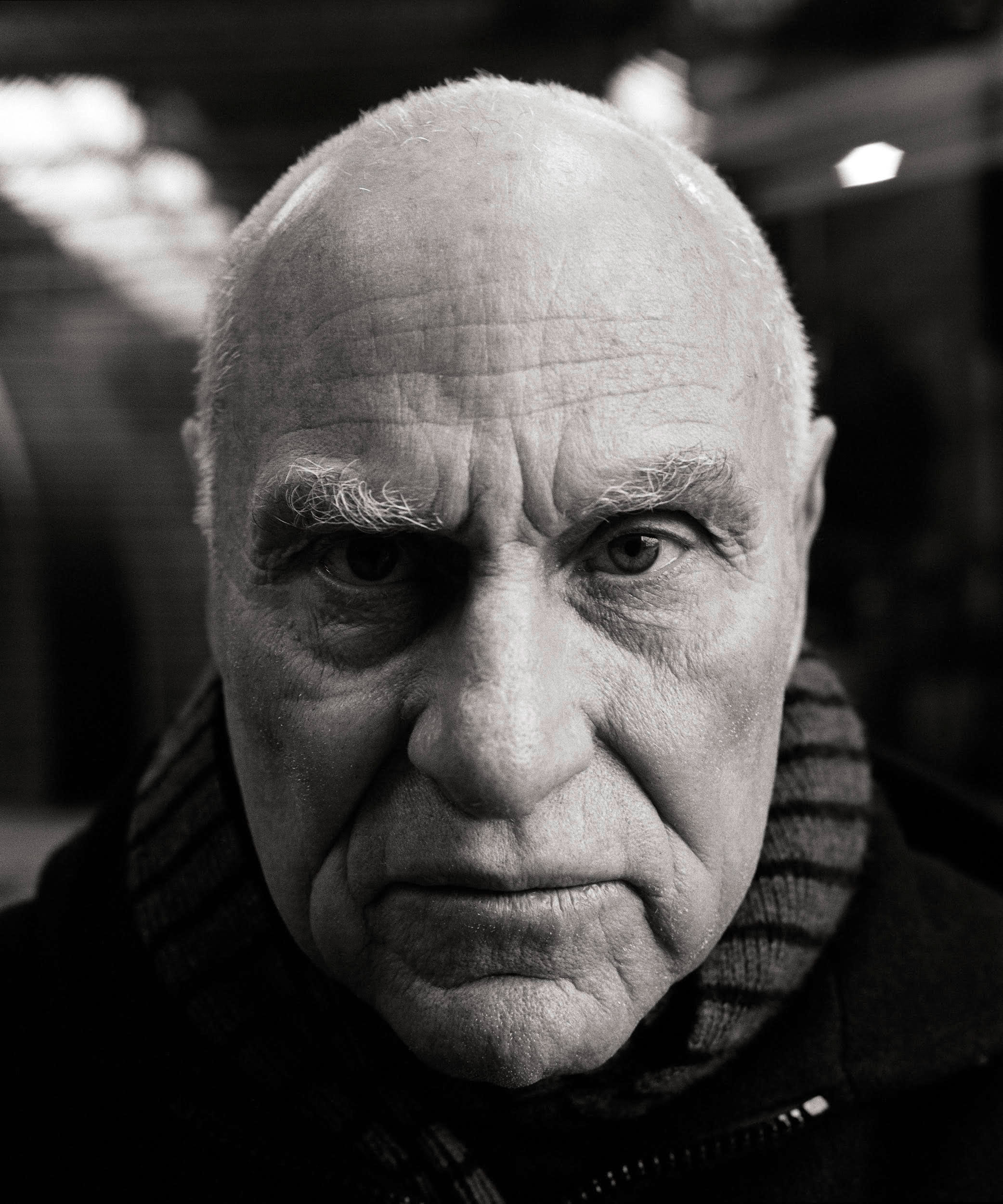 Richard Serra, monumental steel sculptor and inspiration to many architects, has died at 85 - Vimarsana News