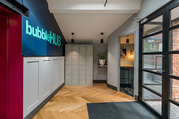 bubbleHUB entrance area, with branding by SEA Design