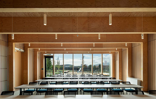 Interior shot of Meyer Memorial Trust by LEVER Architecture. Image: Jeremy Bittermann / LEVER Architecture