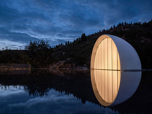 Tai’an’s Ceremony Hall: The Hometown Moon in Tai'an, China by SYN Architects. Image © Zheng Yan