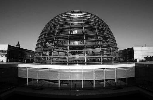 Berlin's Reichstagsgebäude