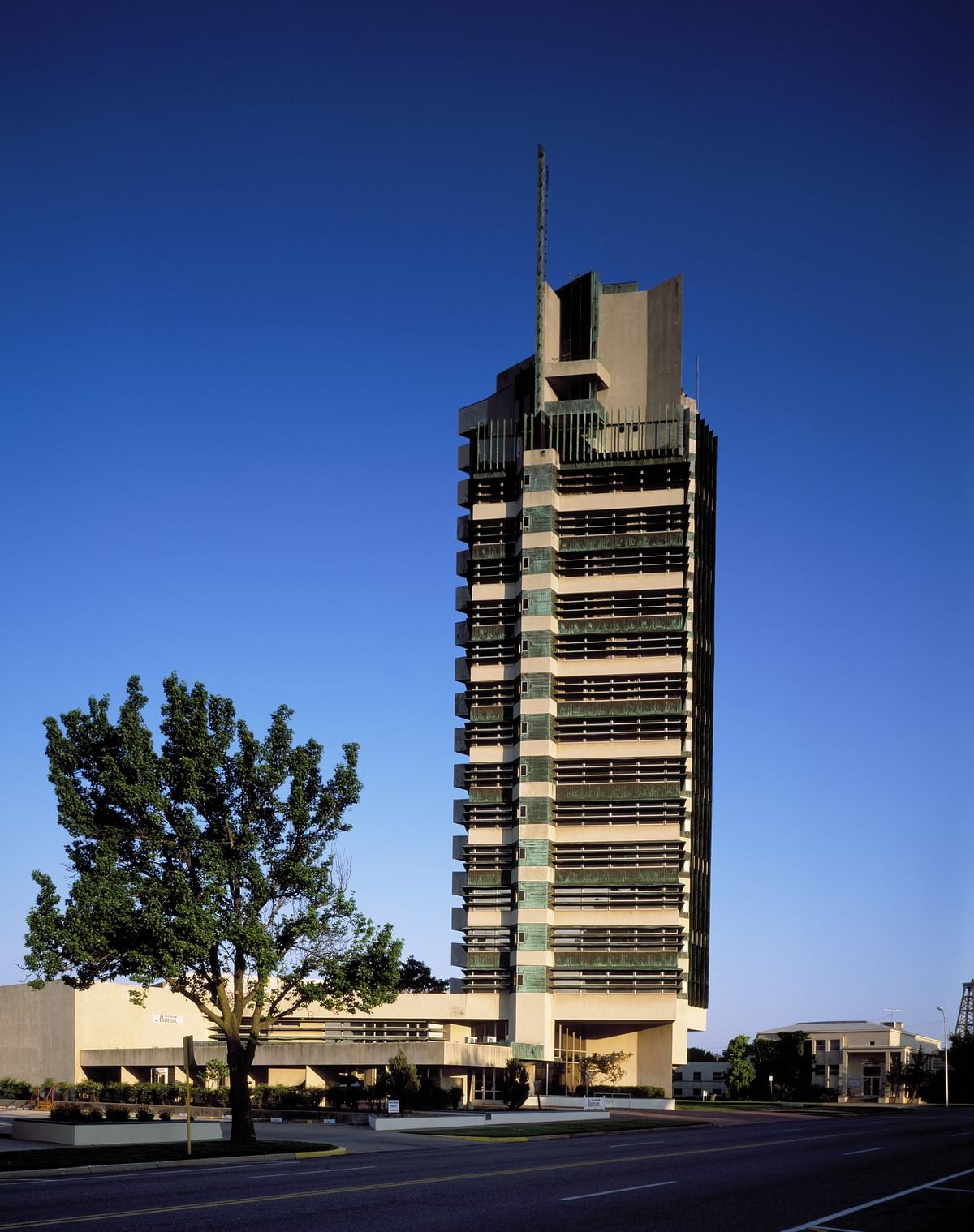 Bankruptcy sale of Frank Lloyd Wright's Price Tower is finalized in Oklahoma