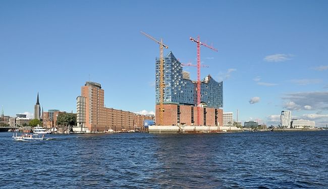 The Kaispeicher today, with an addition by Herzog and de Meuron. Credit: HHLA