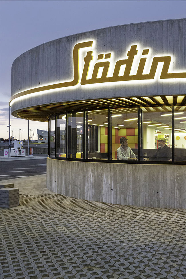 Stöðin Roadside Stop in Borgarnes, Iceland by KRADS (Photo: Kristinn Magnússon)