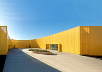Brooks + Scarpa completes bright yellow campus building for South Los Angeles high school