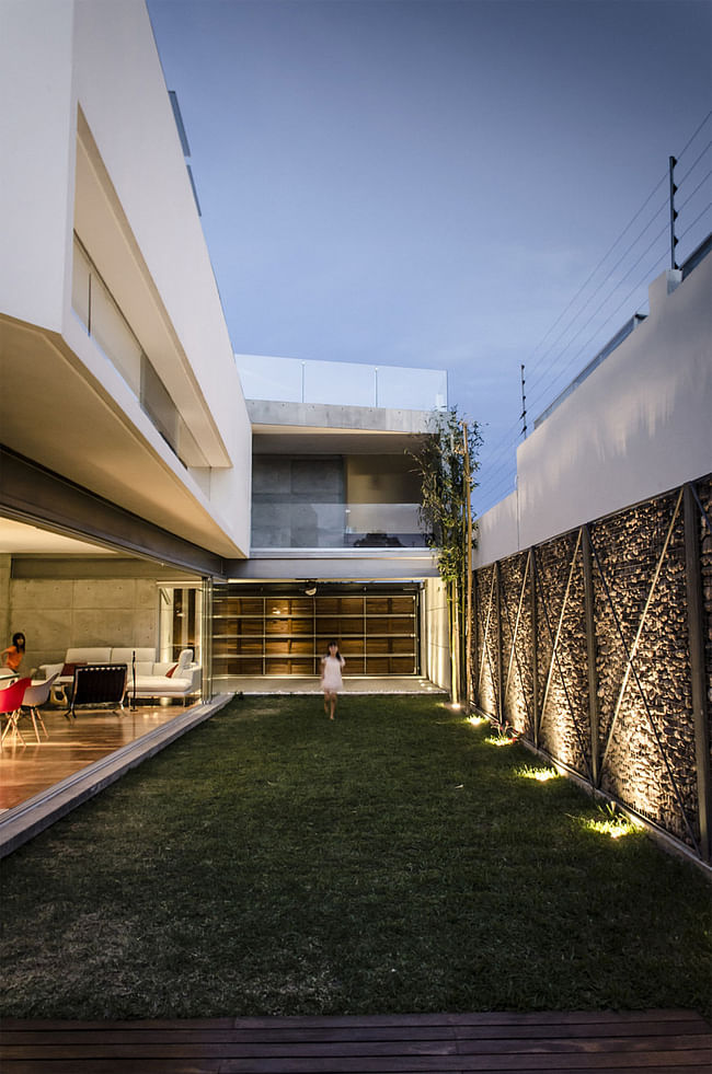 Xafix House in Aguascalientes, Mexico by Luis Morán in collaboration with Arkylab