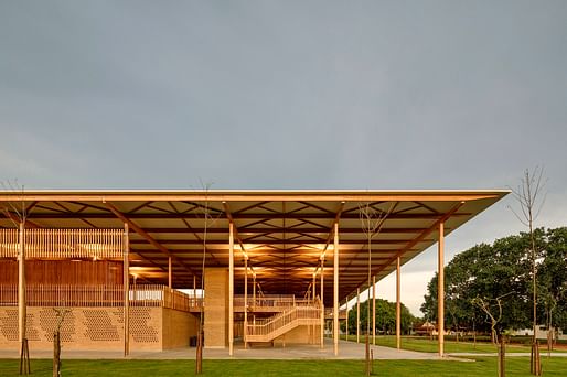 Children Village Image © Leonardo Finotti