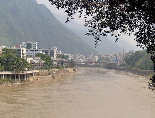 The town of Liuku in the Yunnan province lies along the Nu, or Salween, River – China's last free-flowing river. Credit: Wikipedia