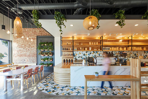 Voyager Craft Coffee: The Alameda by STUDIO BANAA. Photo: Mikiko Kikuyama.