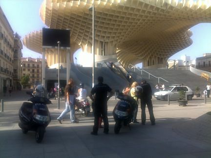 Here is a photo at the newly inaugurated Parasol by J Mayer H in Seville.