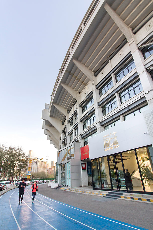 Facade in Stadium context