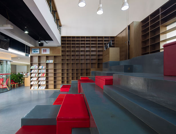 Black and Red Terrace Space After Renovation @FEI Architects