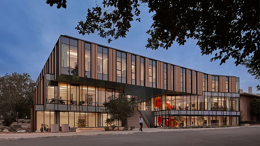 Harvey Mudd College, Scott A. McGregor Computer Science Center by Steinberg Hart was a winner of the 2023 AIA Education Facility Design Award. Image: Benny Chen