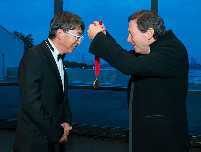 Ito receiving his medal last night from Thomas J. Pritzker, chairman of The Hyatt Foundation (Photo: © Rick Friedman)