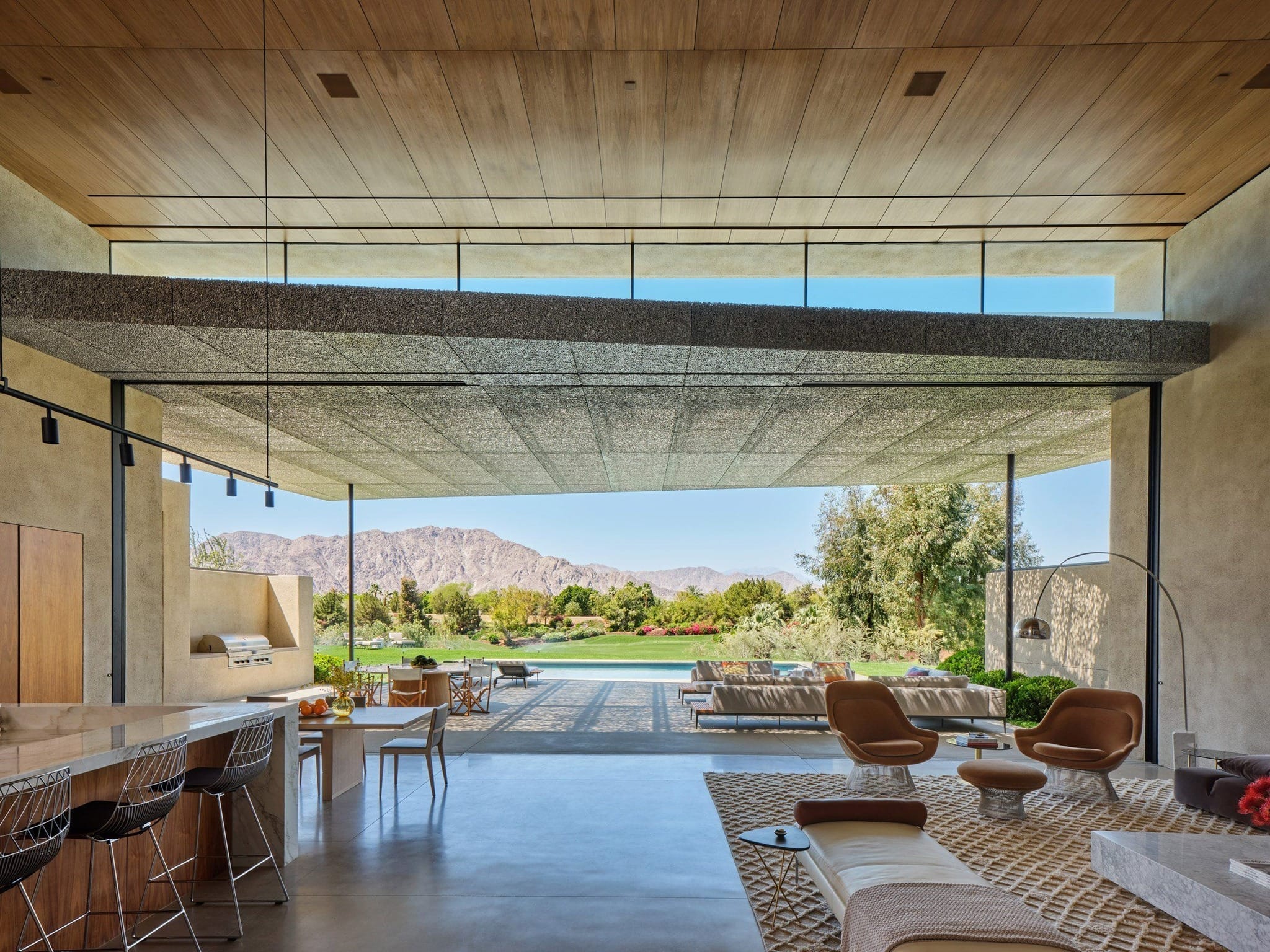Looking for interior design jobs in Los Angeles? Here are 10 featured opportunities to get started