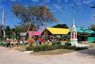 Three Roofs - A new school canteen in Roi Et 