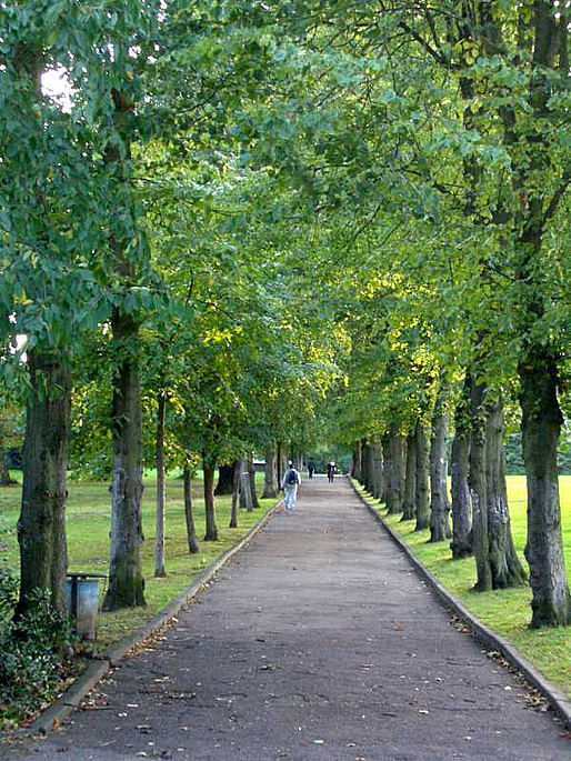 Scientists confirm: adding trees to neighborhood streets 'improves health perception in ways comparable to an increase in annual personal income.' (Photo: Salim Fadhley/Wikimedia Commons)