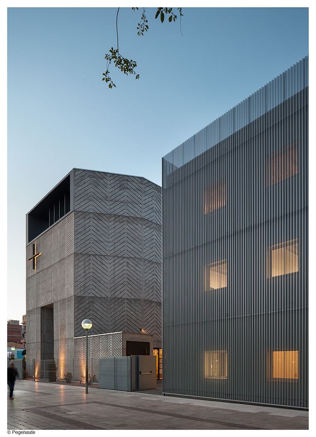 Finalist in 'Commercial/Institutional Architecture Over 1,000 Square Metres:' Santa Maria Parish Center in Tarragona, Spain by Gimeno Guitart