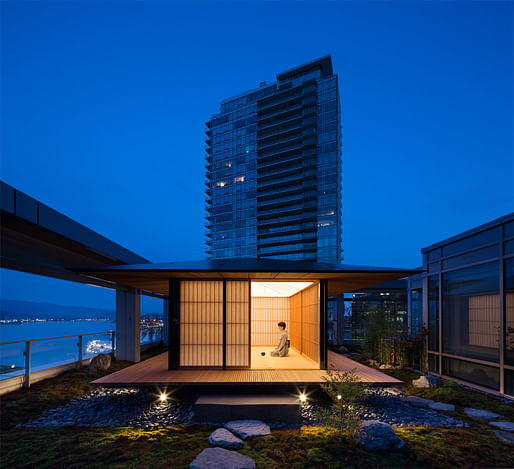 Teahouse in Vancouver, designed by Kengo Kuma. Image © Ema Peter Photography