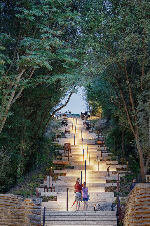 Park at the Warsaw Uprising Mound in Warsaw, Poland, by topoScape, Archigrest. Image: © archigrest topoScape