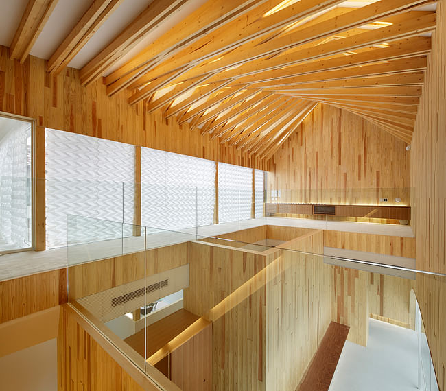 Timber Dentistry, Mino Osaka, Japan, Kohki Hiranuma Architect & Associates. Photo credit: entrant of the 2014 Wood Design Awards.
