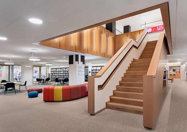 The Children’s Library play area enjoys natural light, and the Teen Center has a dedicated staircase and study and media rooms. Image copyright by John Bartelstone