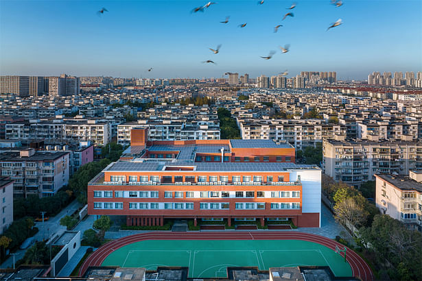 aerial view from south of the school ©TANGXUGUO