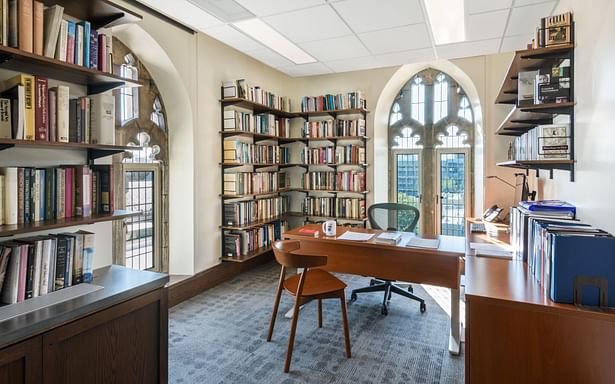 Faculty Office, Swartz Hall. Image credit: Chuck Choi.