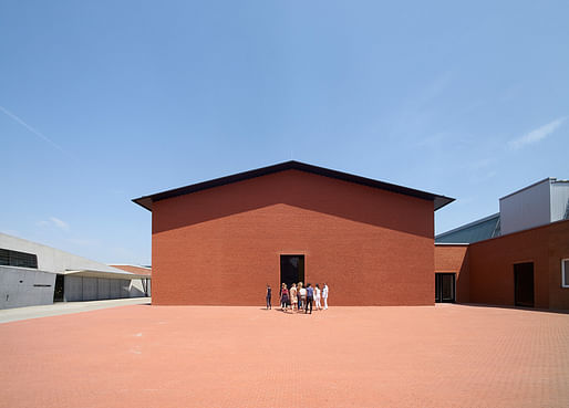 Exterior view Schaudepot, designed by the architects Herzog & de Meuron, photo © Vitra Design Museum, Julien Lanoo