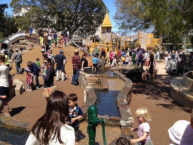 Built in creek and water pump for play.