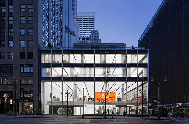 Architecture Merit Award Winner: 510 Fifth Avenue Renovation and Adaptive Reuse in New York, NY by Skidmore, Owings & Merrill (Image Credit: SOM | © Eduard Hueber / archphoto)