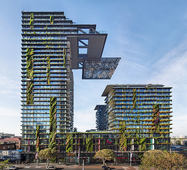 ONE CENTRAL PARK Sydney, Australia Designed by Ateliers Jean Nouvel. Photo: Murray Fredericks, courtesy of Frasers Property and Sekisui House.
