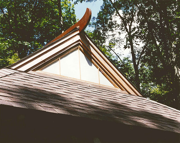 Roof detail with shoji monitor