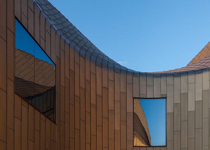 Glasgow Transport Museum by Zaha Hadid Architects 