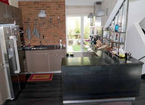 kitchen home industrial interior design reclaimed wood bricks renovation 