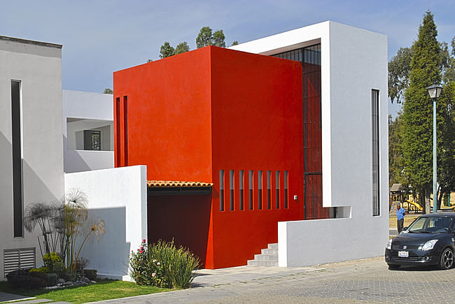 CEREZA House in Puebla, Mexico by NOVHUS