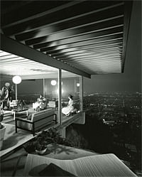 Case Study House #22 'Stahl House' by Pierre Koenig; Photo: Julius Shulman