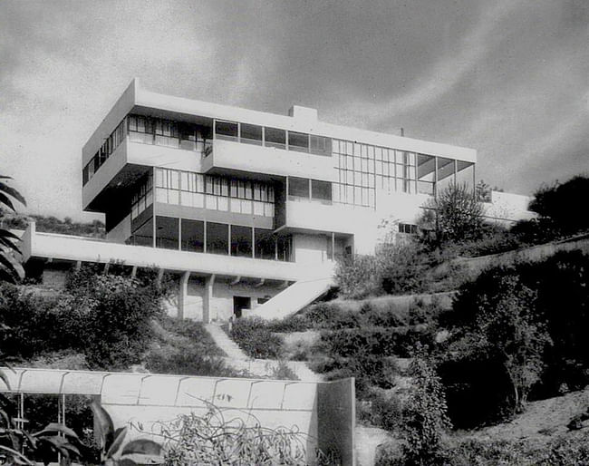 The Lovell House by Richard Neutra. Image courtesy of Ensemble Studio Theatre/Los Angeles