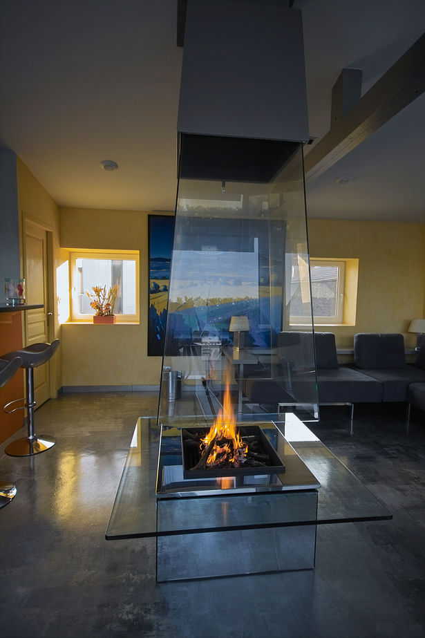 Bloch Design suspended glass fireplace 5