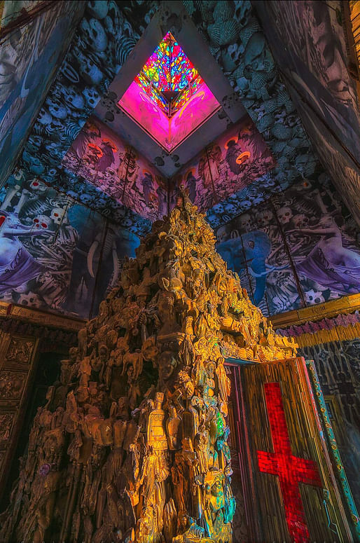 Michael Garlington and Natalia Bertotti, Totem of Confessions (interior detail), 2015. Photo by Michael Holden © Michael Holden 2015