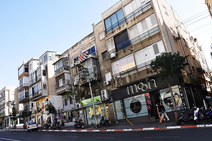 Tel Aviv: copied across the street