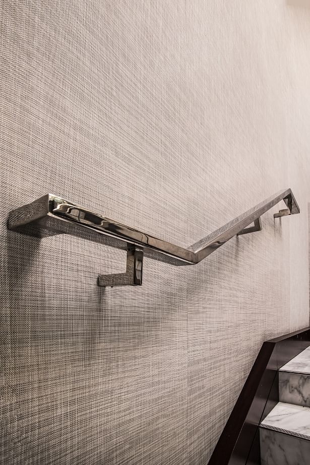 Wall mounted flat bar handrail