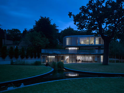 House In Coombe Park; designed by Eldridge London. Photo Credit: Nick Guttridge.