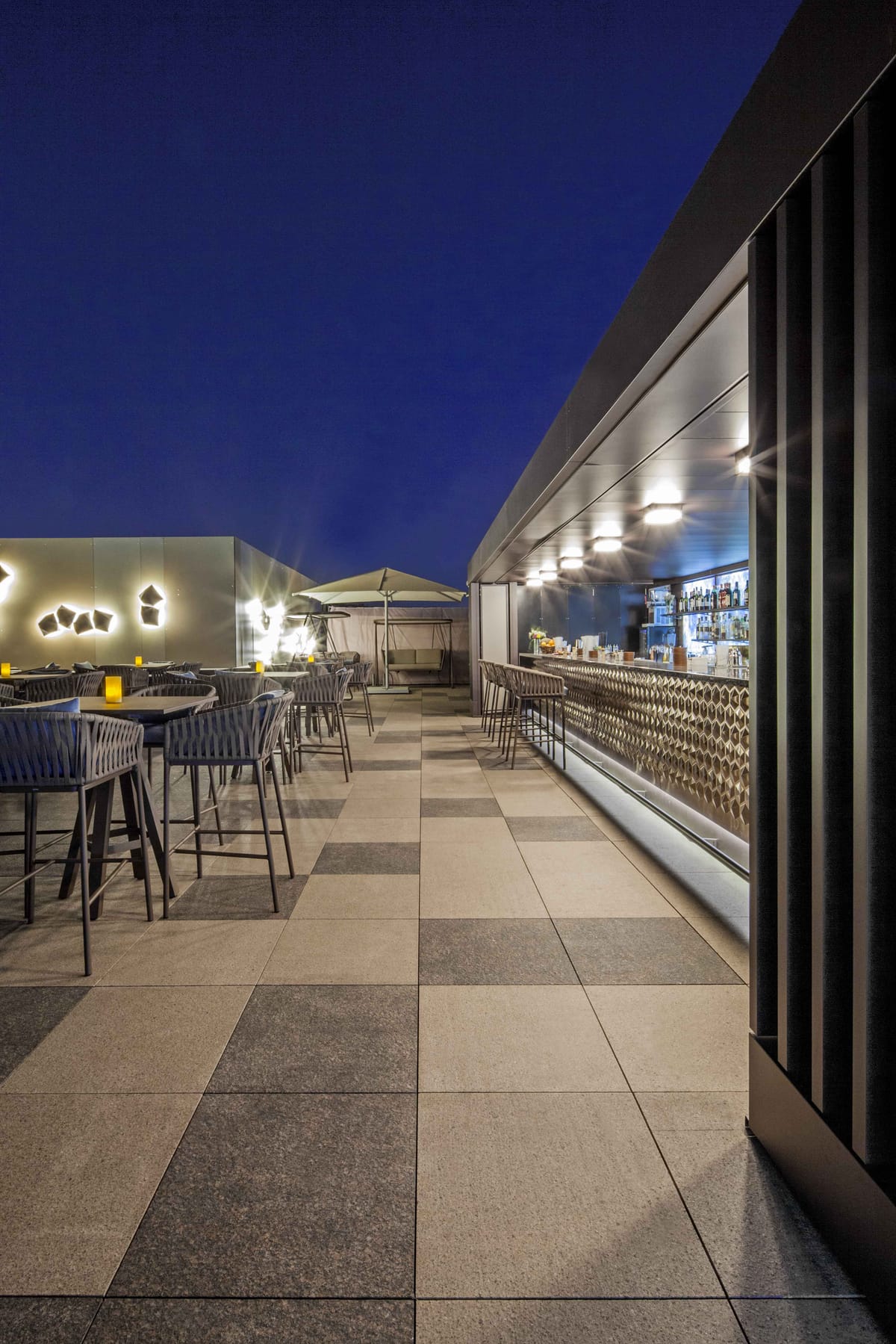 The Ritz Carlton Moskau / O2 Lounge Terrace | destilat Design Studio ...