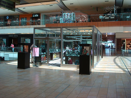 Jewlery store in Houston TX