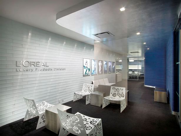 L'OREAL LUXURY PRODUCTS OFFICES