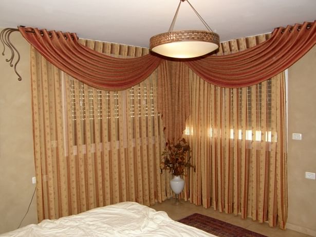 bed room curtains