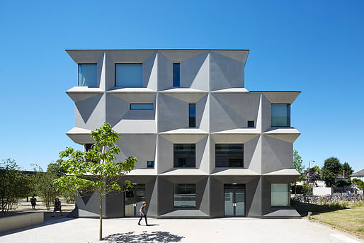 2015 Stirling prize shortlisted project - Burntwood School, Wandsworth by Allford Hall Monaghan Morris. Photo © Rob Parrish.